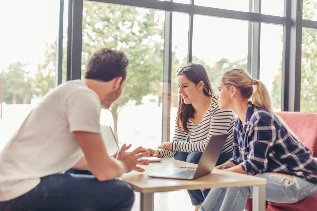 Man and Women with laptop